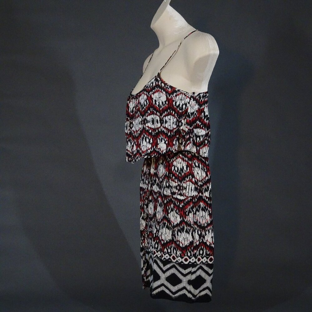 City Triangles Pattern Dress - Picture 2 of 4